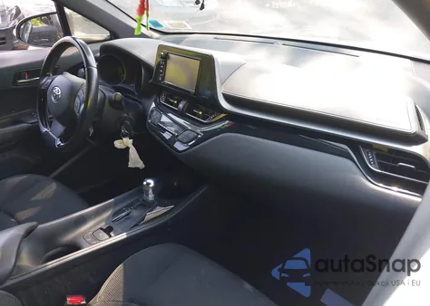 2018 Toyota C-Hr Xle z USA, uszkodzony, nr VIN JTNKHMBX7J1009997